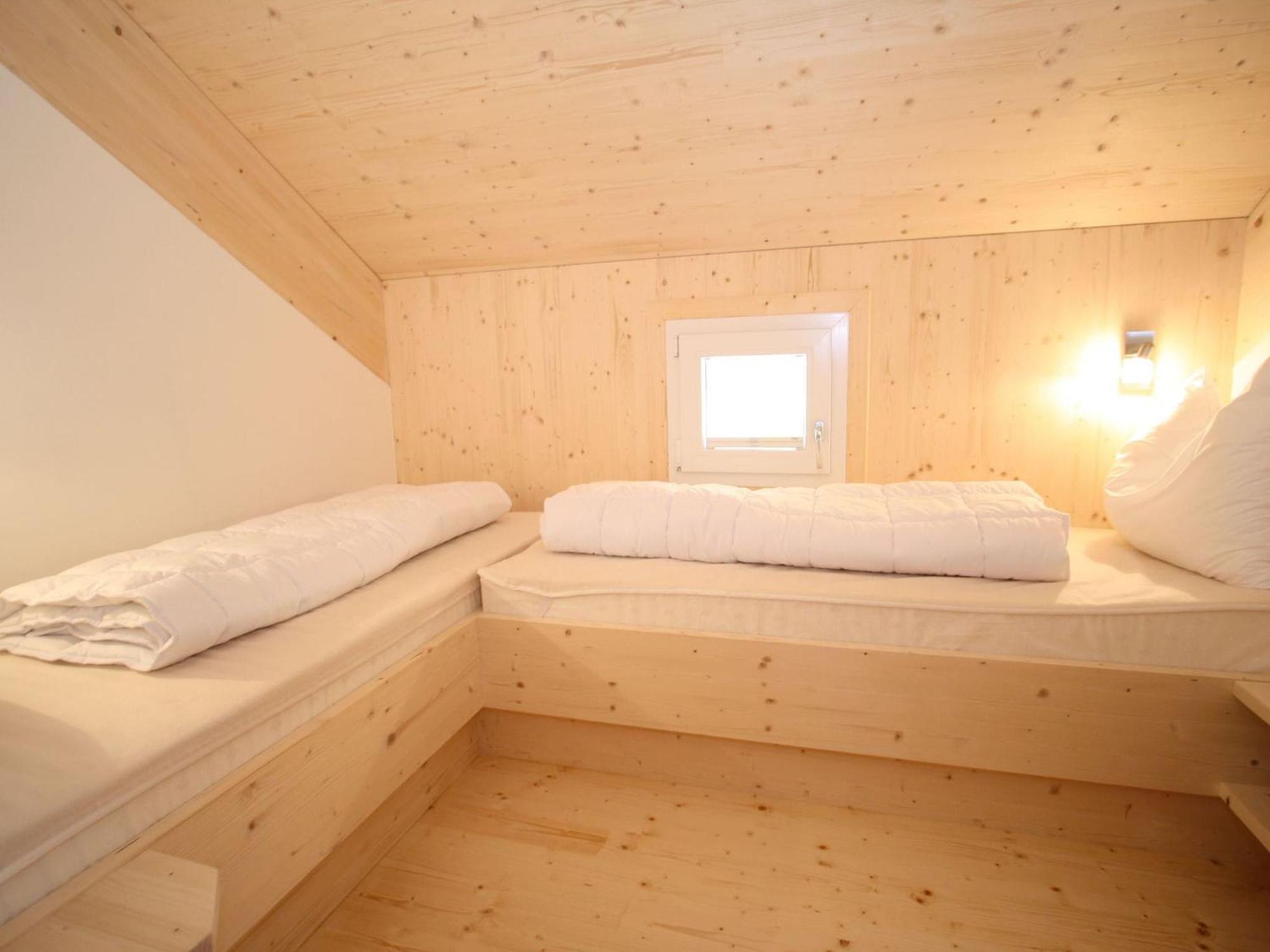 Nice Chalet In Hohentauern Styria With Sauna Villa Esterno foto