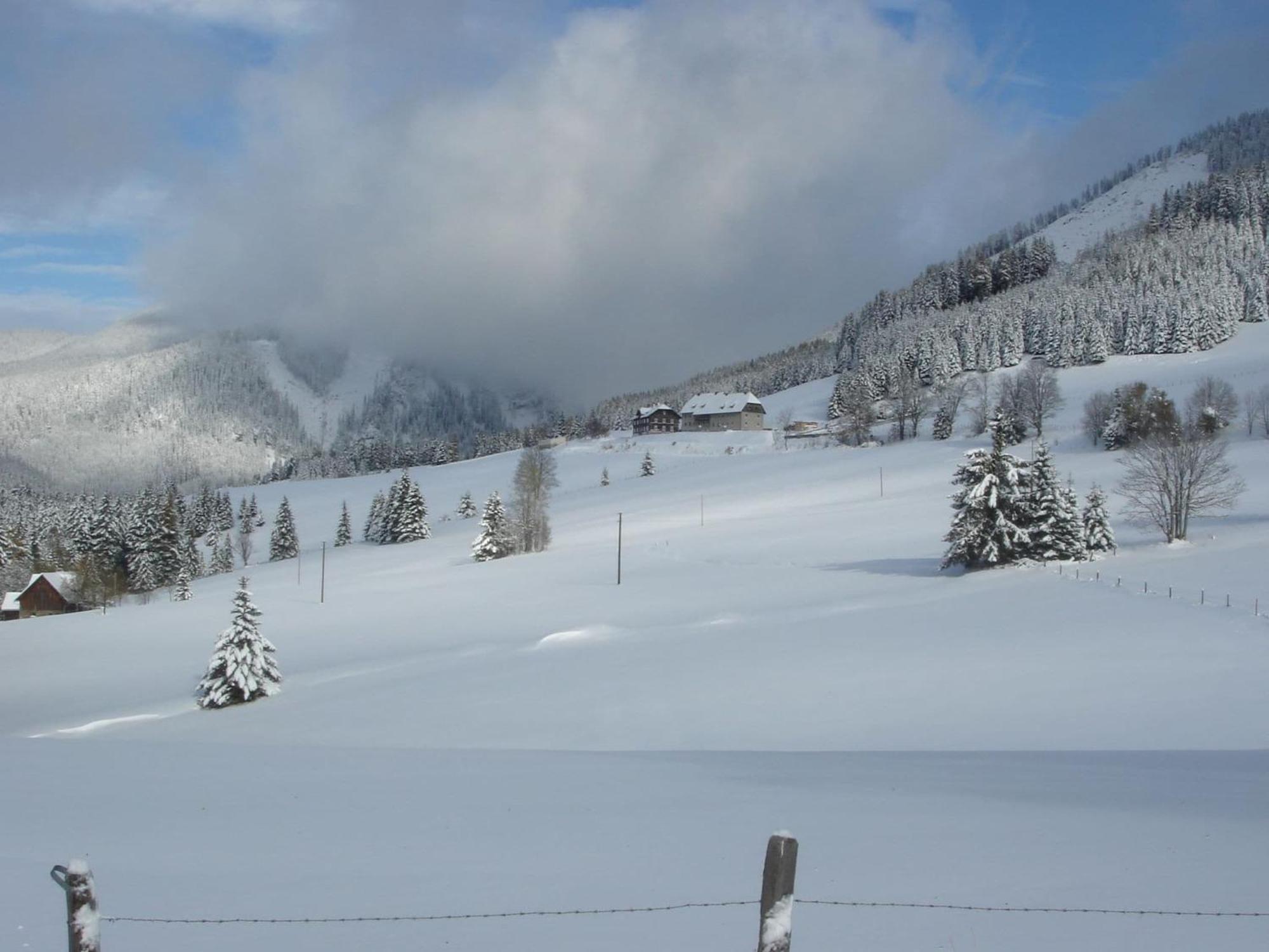 Nice Chalet In Hohentauern Styria With Sauna Villa Esterno foto